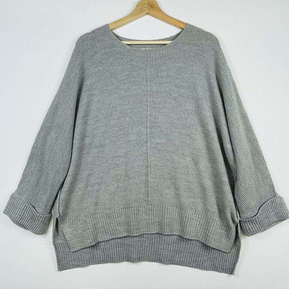 Hayden Los Angeles Sweater Women Medium Grey Boxy Casual Knit Coastal Flowy Soft
